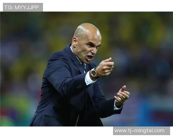 足球名将马丁内斯领衔背景墙设计展示独特魅力与精神风貌 足球名将马丁内斯领衔背景墙设计展示独特魅力与精神风貌