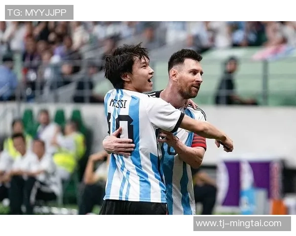 足坛巨星在家甘当模范丈夫球场霸气转身却是妻管严典范 足坛巨星在家甘当模范丈夫球场霸气转身却是妻管严典范